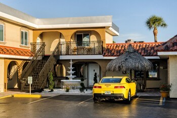 Aparthotel Bayview Plaza Waterfront Resort