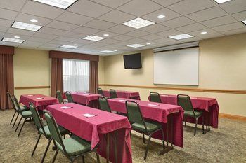 Hotel Country Inn & Suites By Carlson Elyria