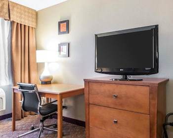 Hotel Comfort Inn & Suites