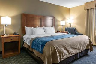 Hotel Comfort Inn & Suites