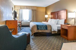 Hotel Comfort Inn & Suites