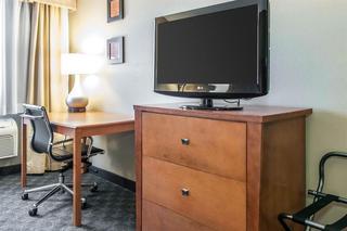 Hotel Comfort Inn & Suites