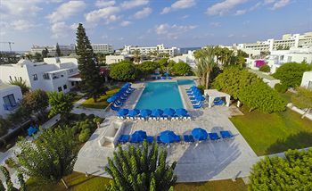 Apartamento Aliathon Holiday Village