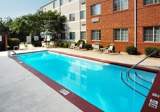 Hotel Mainstay Suites Pelham Road