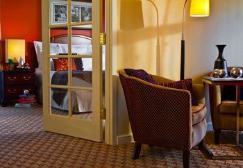 Renaissance Charleston Historic District Hotel