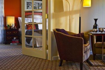 Renaissance Charleston Historic District Hotel