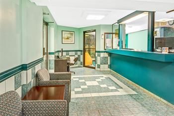 Motel Super 8 Toronto East On