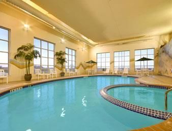 Hotel Baymont Inn & Suites