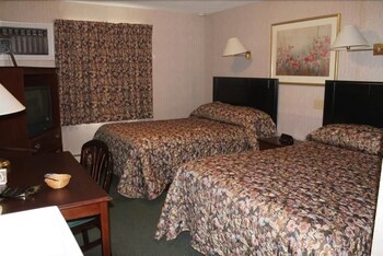 Hotel Traveller's Inn