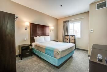 Motel 6 Red Deer