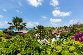 Hotel Pineapple Beach Club