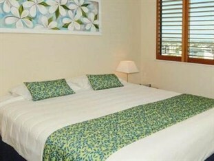 Hotel Peninsular Beachfront Resort