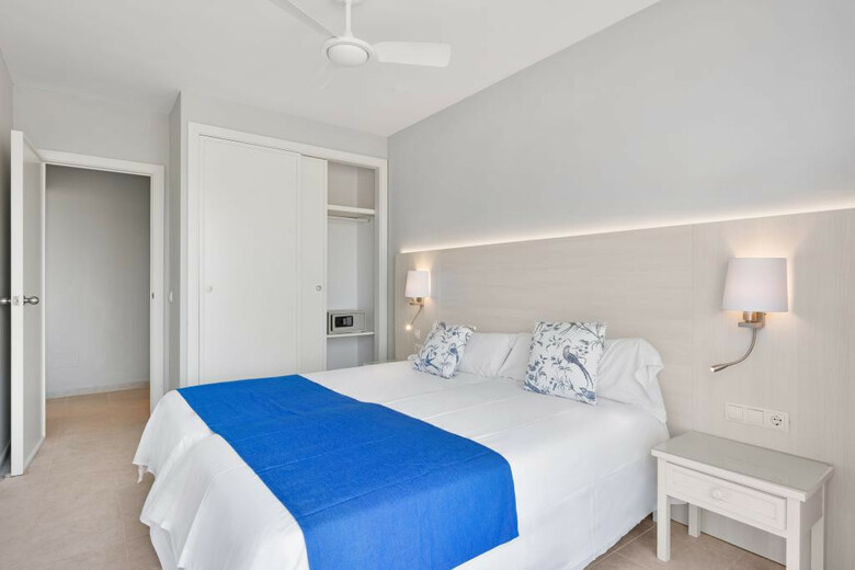 Hotel Flipflop Cala Mandia