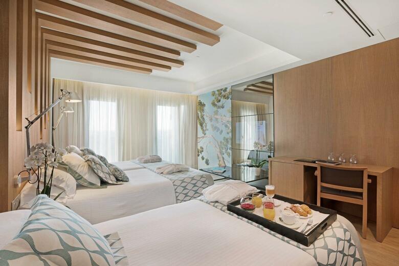 Hotel Pure Salt Garonda