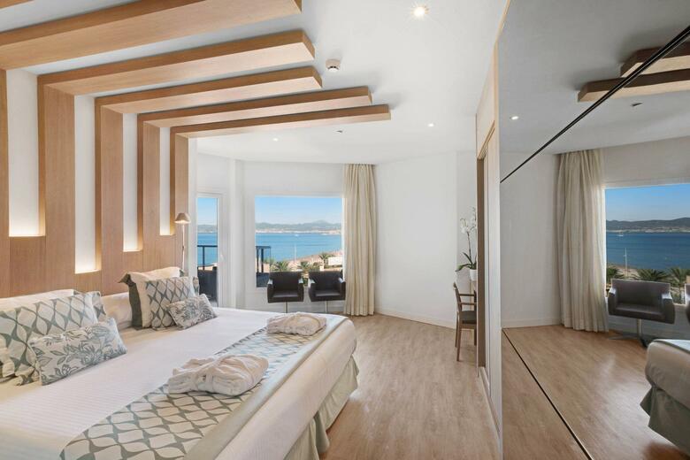 Hotel Pure Salt Garonda