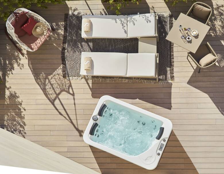 Hotel Pure Salt Garonda