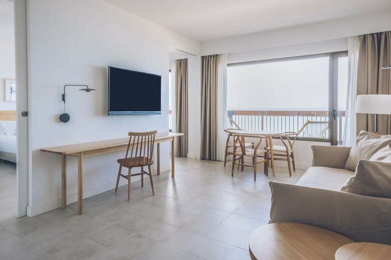 Aya Seahotel
