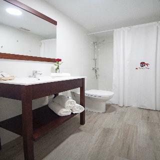 Apartamentos Pirates Village