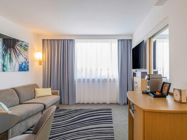 Hotel Novotel Creteil Le Lac