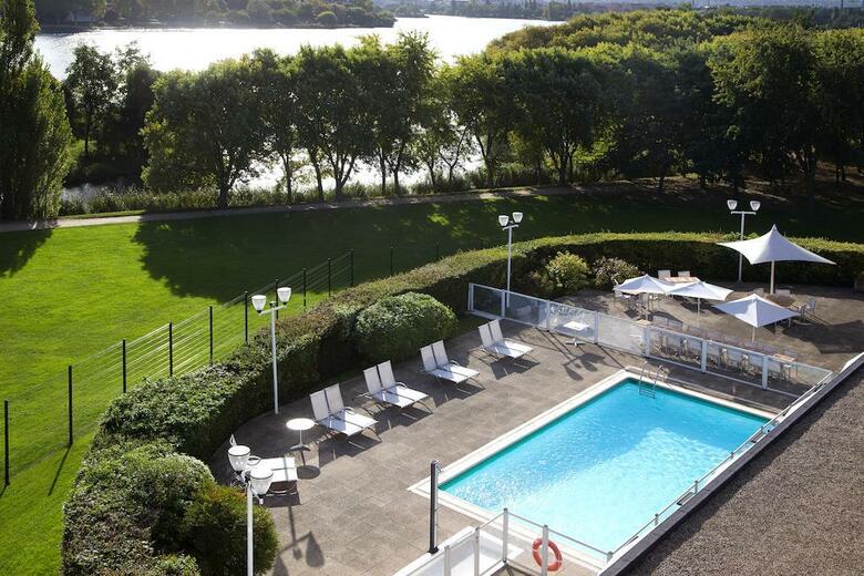 Hotel Novotel Creteil Le Lac