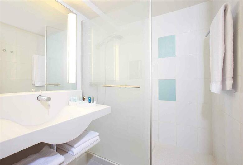 Hotel Novotel Creteil Le Lac