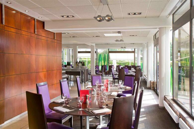 Hotel Novotel Creteil Le Lac