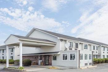 Hotel Super 8 Portland/westbrook Area