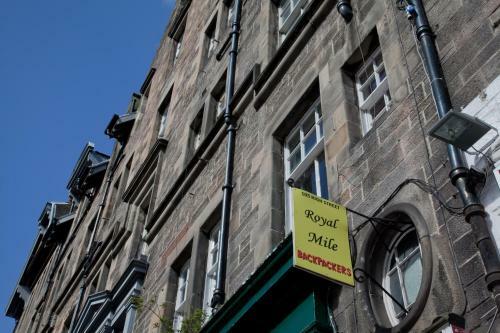 Hostal Royal Mile Backpackers