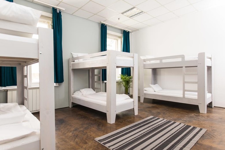 Hostal 2b Hostel & Rooms