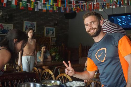 Hostal Leo Hostel