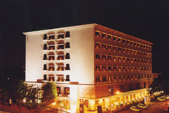 Quality Hotel Dv Manor