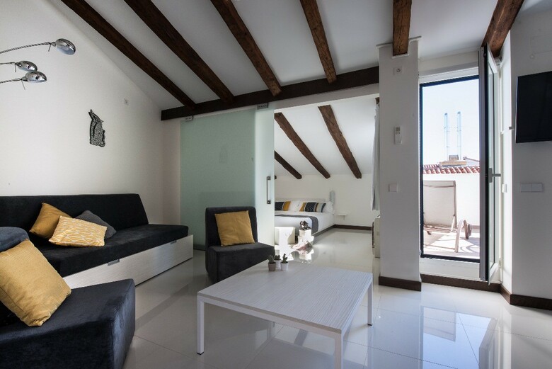 Apartamentos Roisa Suites