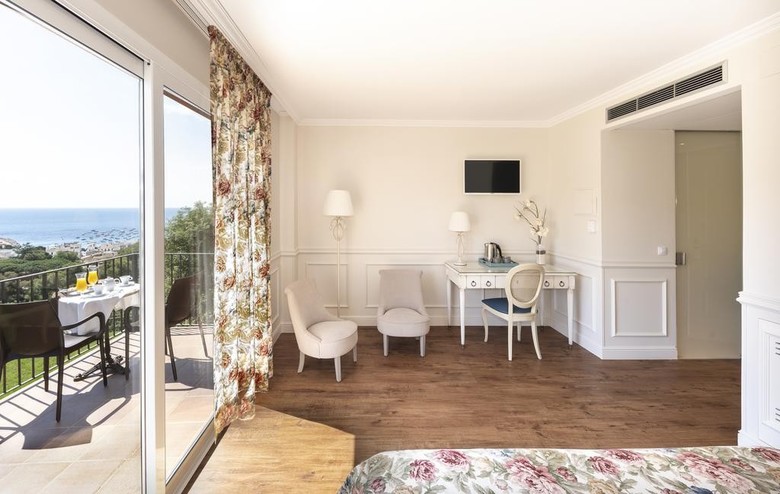Hotel Blaumar