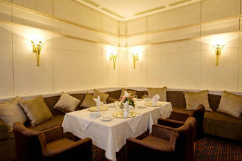 Le Palace Hotel