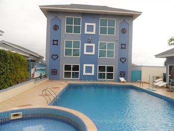 Aparthotel De Holiday Beach Hotel