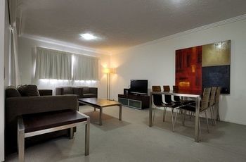 Gabba Central Apartments