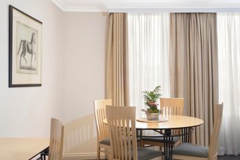 Hotel Melbourne Metropole Central
