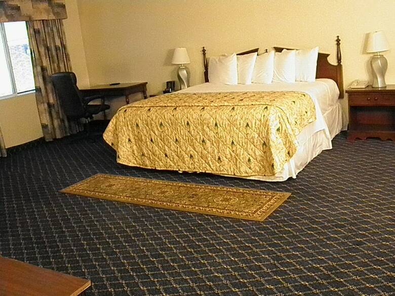 Hotel Regency Inn & Suites