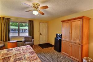 Hotel Econo Lodge Inn & Suites