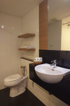 Mayflower Grande Hotel Hat Yai