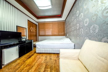Gukje Hotel
