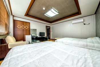 Gukje Hotel