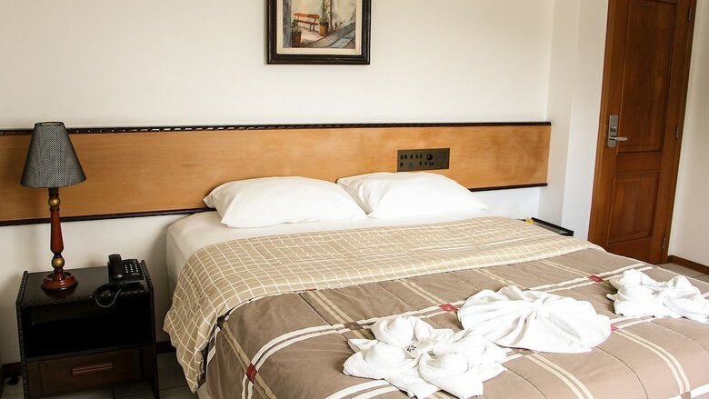 Holz Hotel