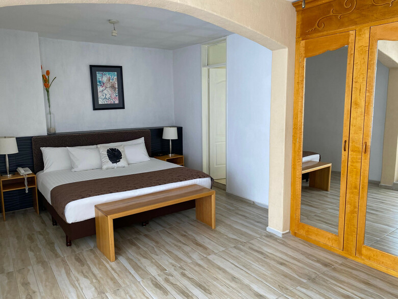 Hotel La Casona De Los Vitrales