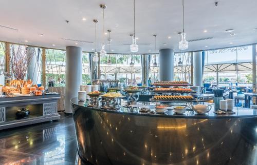 Chatrium Hotel Riverside Bangkok