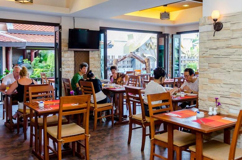 Hotel Nipa Resort