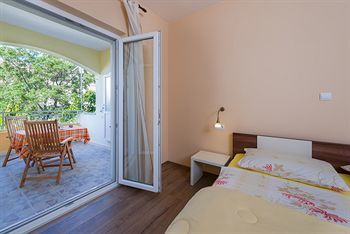 Apartamento Komazin