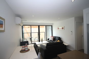 Rnr Serviced Apartments North Melbourne