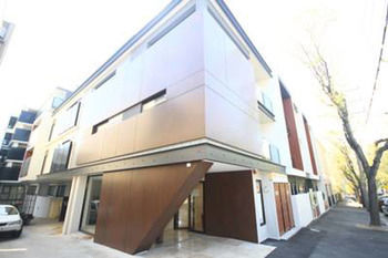 Rnr Serviced Apartments North Melbourne