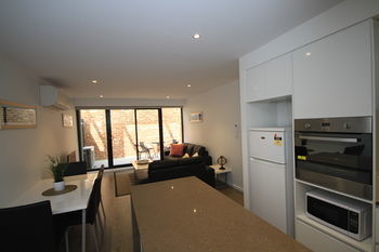 Rnr Serviced Apartments North Melbourne
